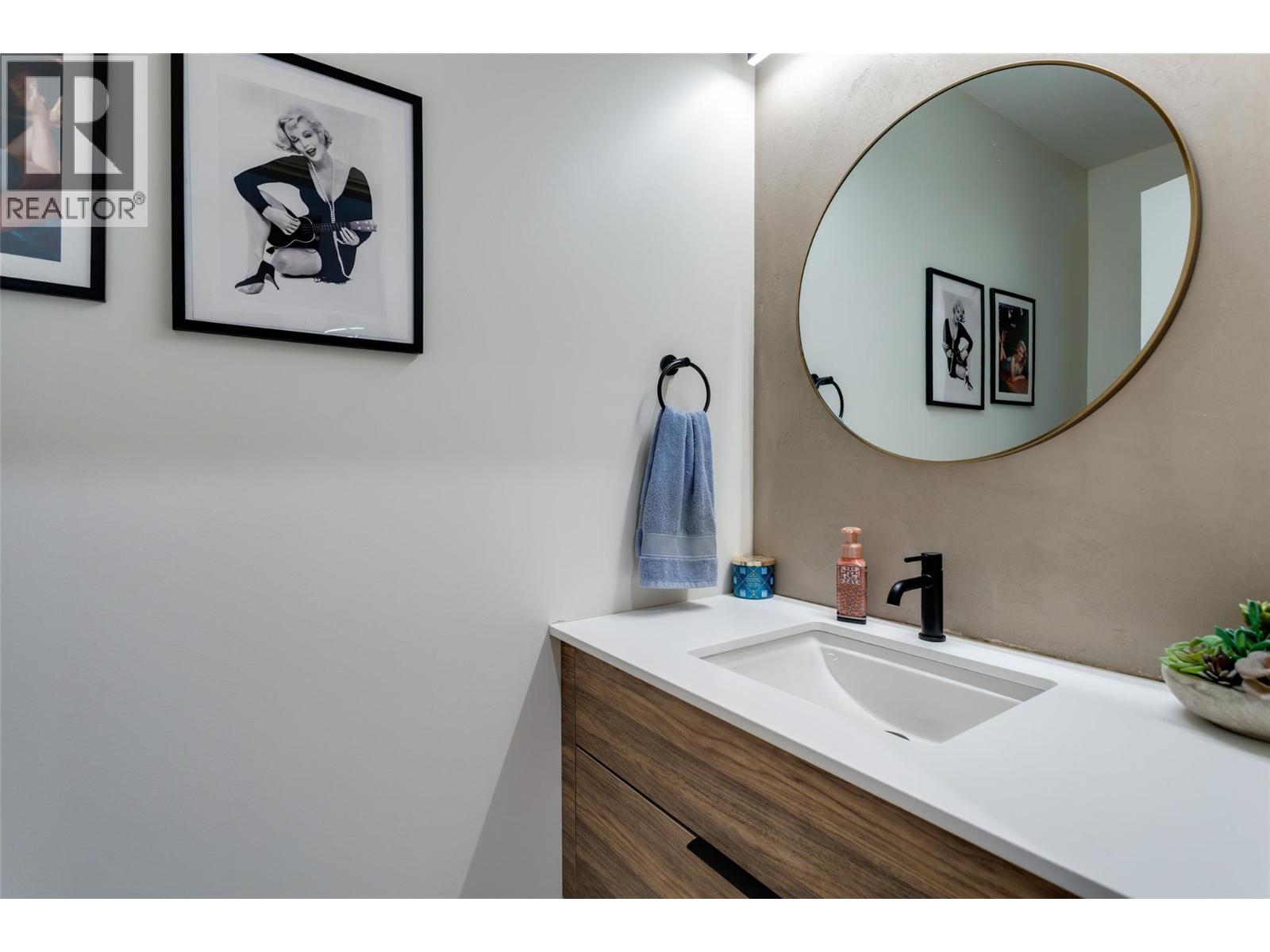 9 525 McClure Road, Kelowna