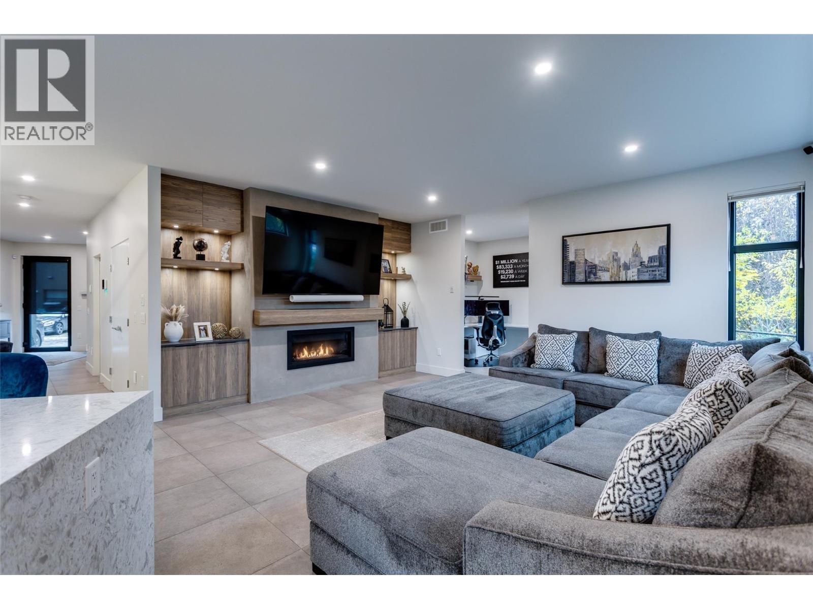 9 525 McClure Road, Kelowna