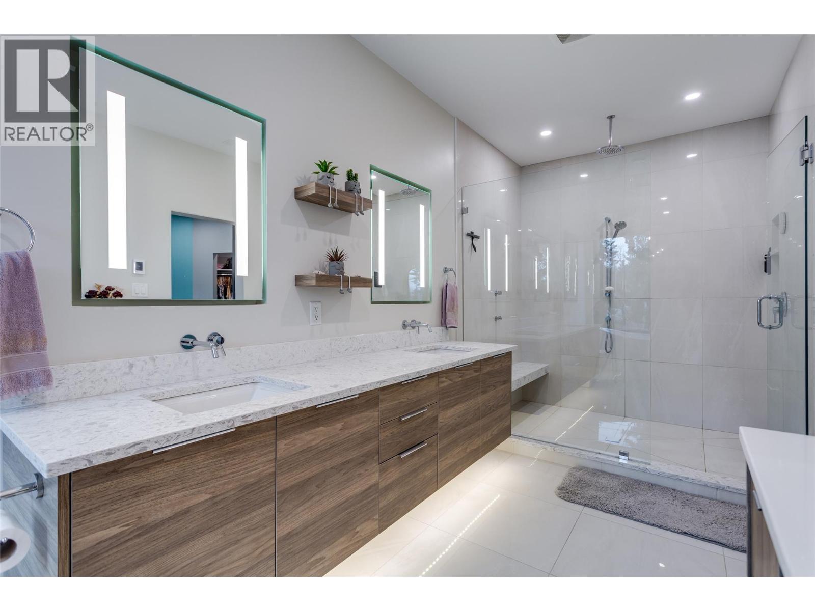 9 525 McClure Road, Kelowna