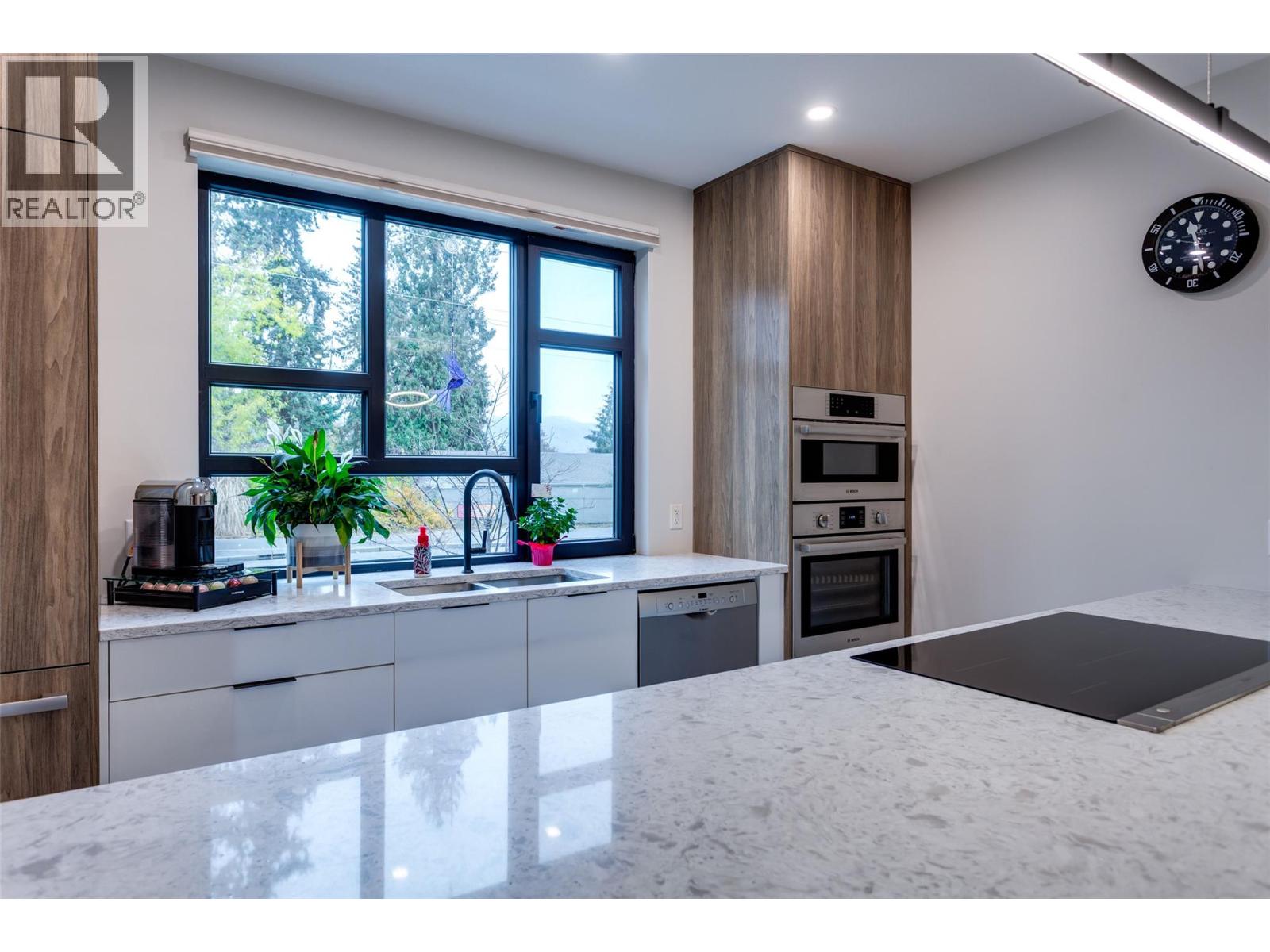 9 525 McClure Road, Kelowna