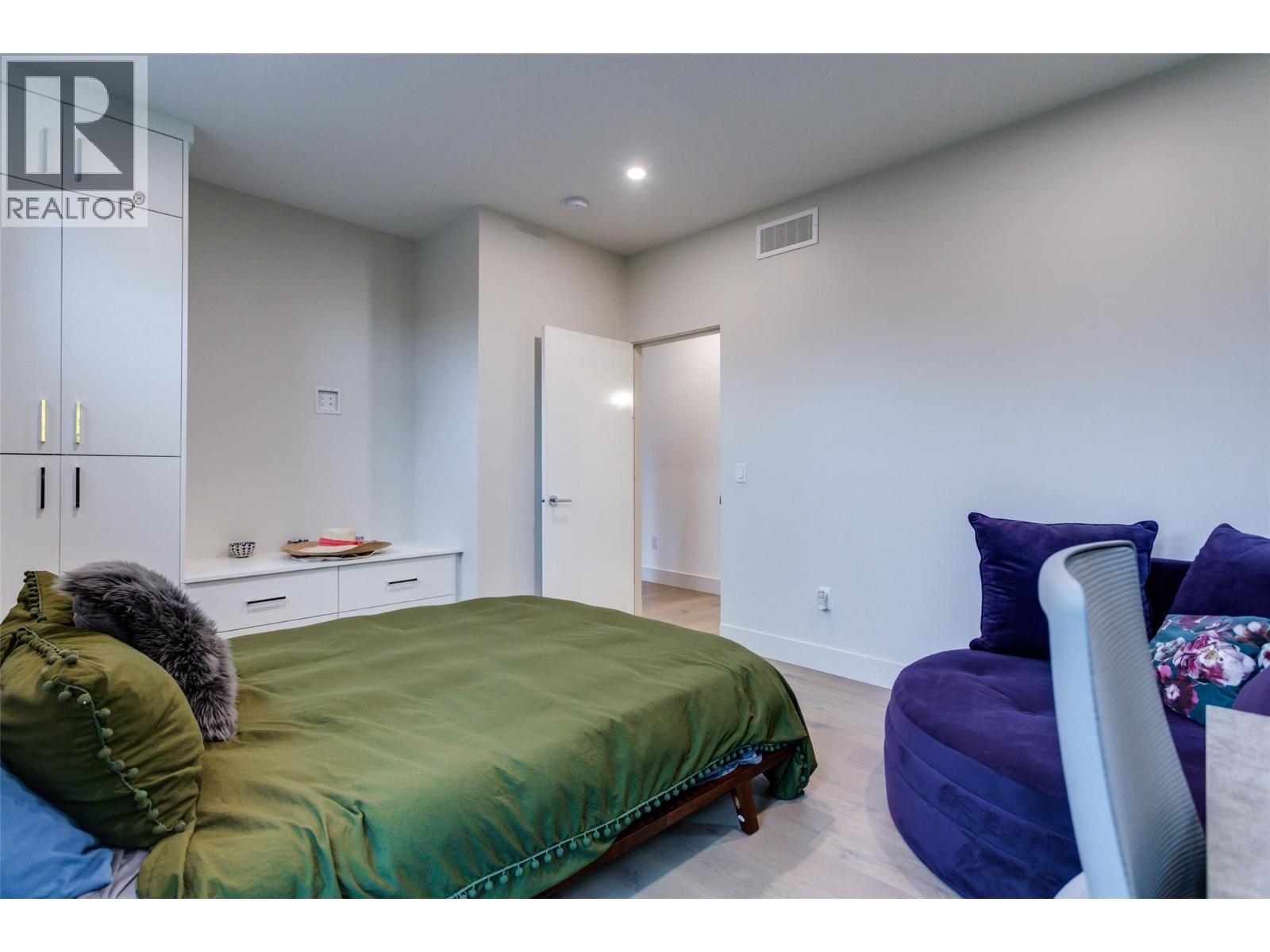 9 525 McClure Road, Kelowna