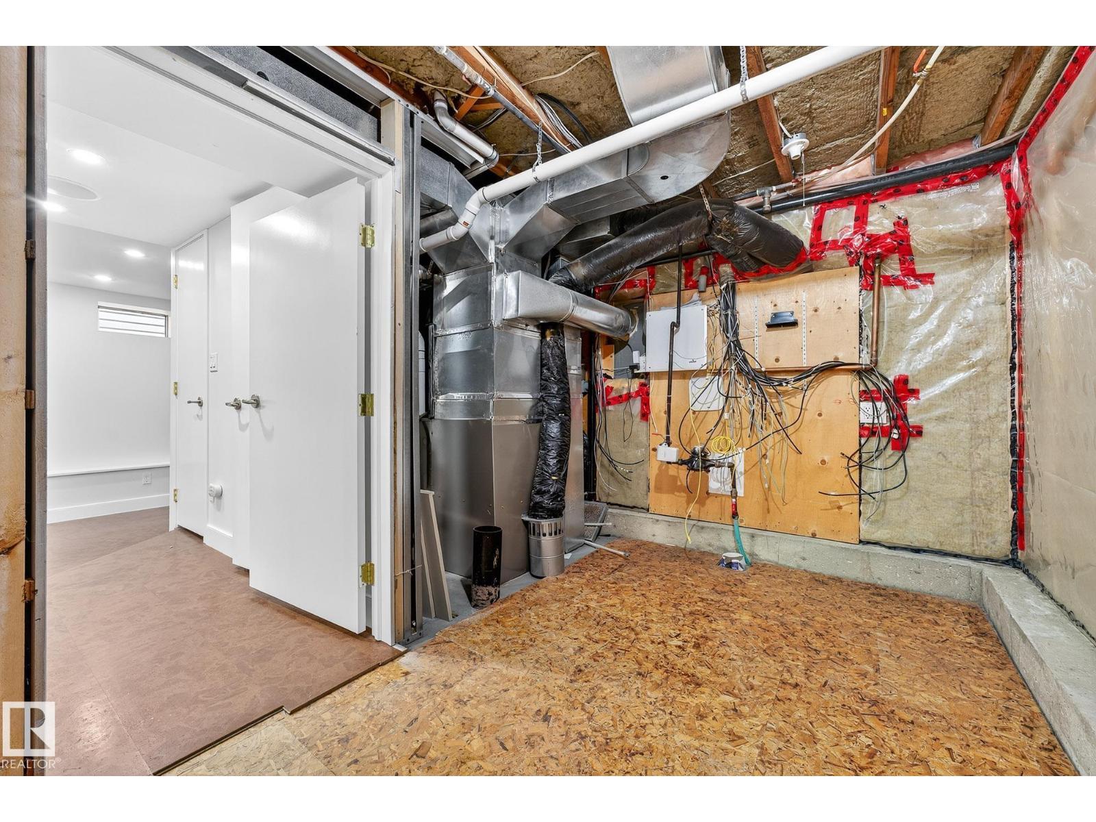 8860 93 ST NW, Edmonton