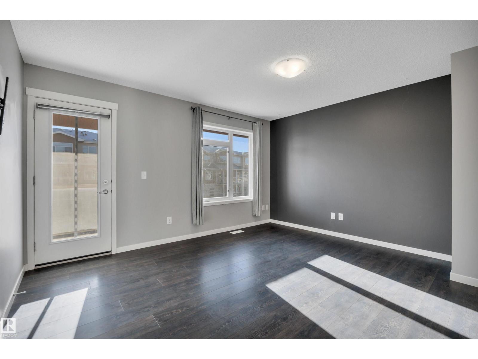 17236 9A AV SW, Edmonton