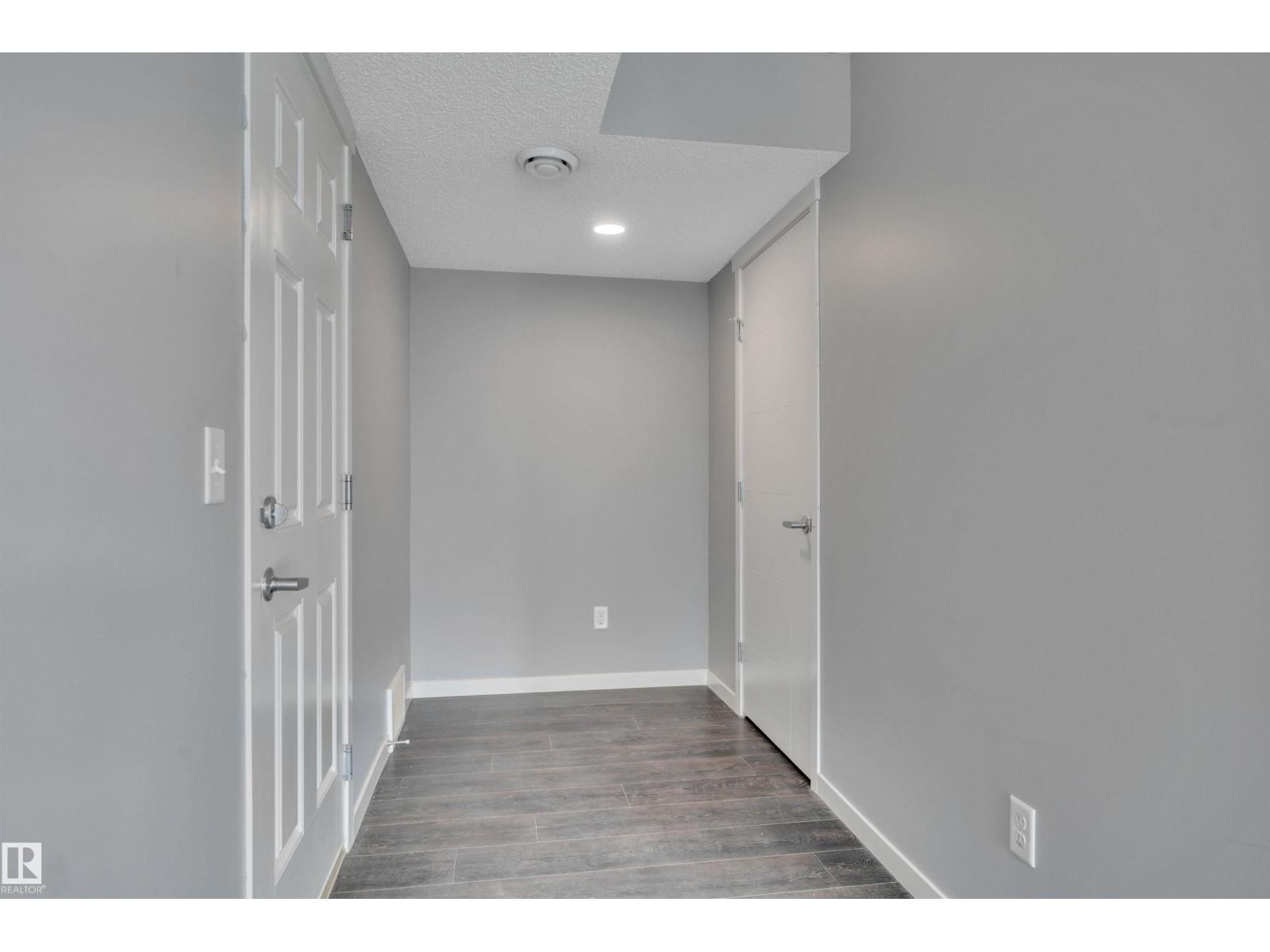 17236 9A AV SW, Edmonton