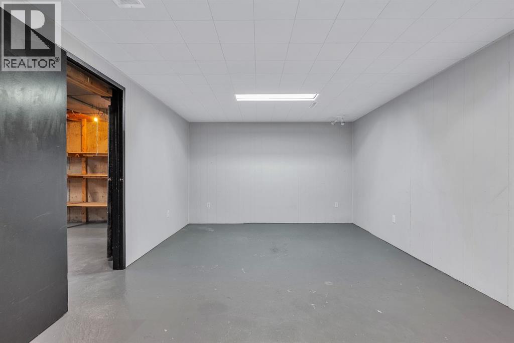 Multi-family House for Sale in  &  Dalton Bay NW Dalhousie Calgary 