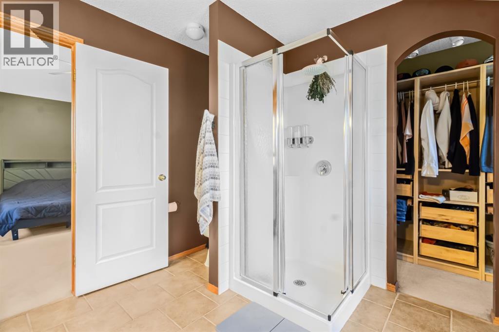 Single Family House for Sale in  Chaparral Street SE Chaparral Calgary 