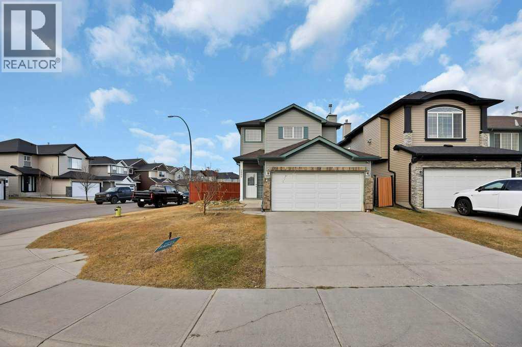 Single Family House for Sale in  Saddlehorn Drive NE Saddle Ridge Calgary 