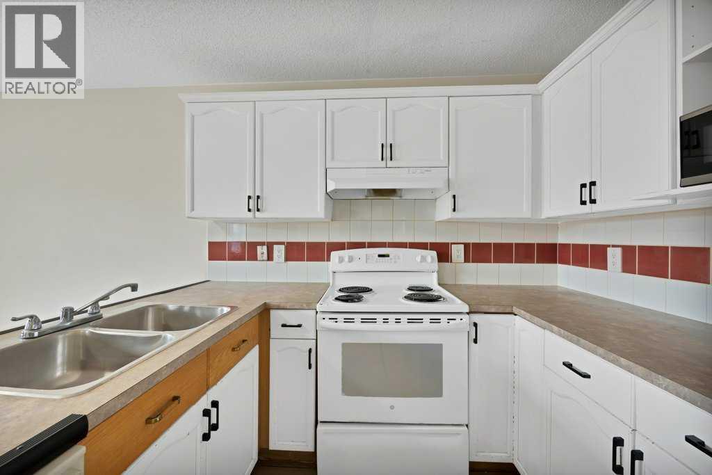 Single Family House for Sale in  Saddlehorn Drive NE Saddle Ridge Calgary 