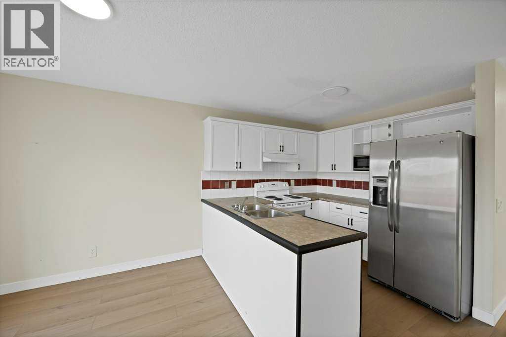 Single Family House for Sale in  Saddlehorn Drive NE Saddle Ridge Calgary 