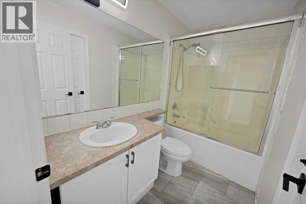 Single Family House for Sale in  Saddlehorn Drive NE Saddle Ridge Calgary 