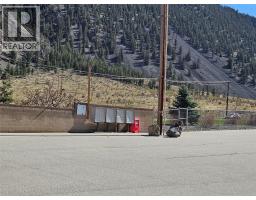 4354 Highway 3 Unit# 112, Keremeos, BC V0X1N1 Photo 7