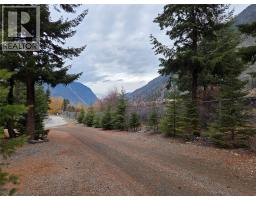 4354 Highway 3 Unit# 112, Keremeos, BC V0X1N1 Photo 14