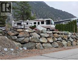 4354 Highway 3 Unit# 112, Keremeos, BC V0X1N1 Photo 15