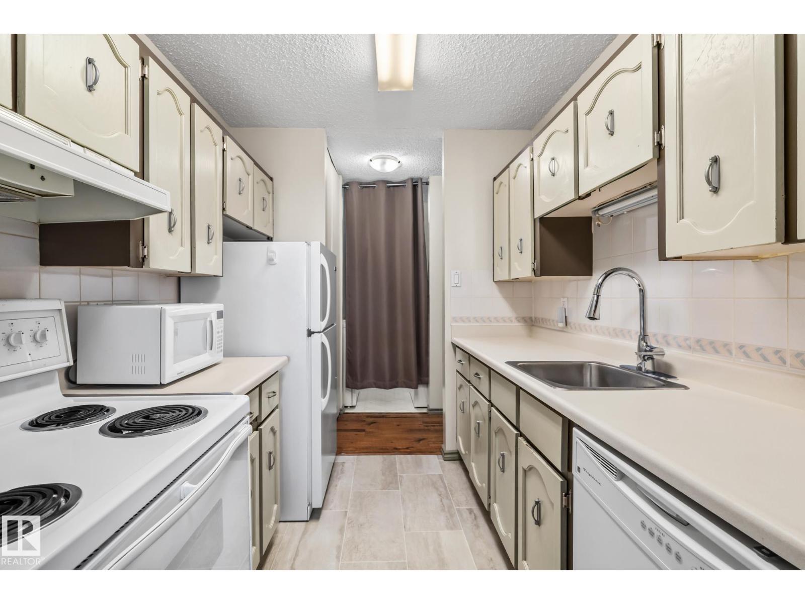 #209 14811 51 AV NW, Edmonton