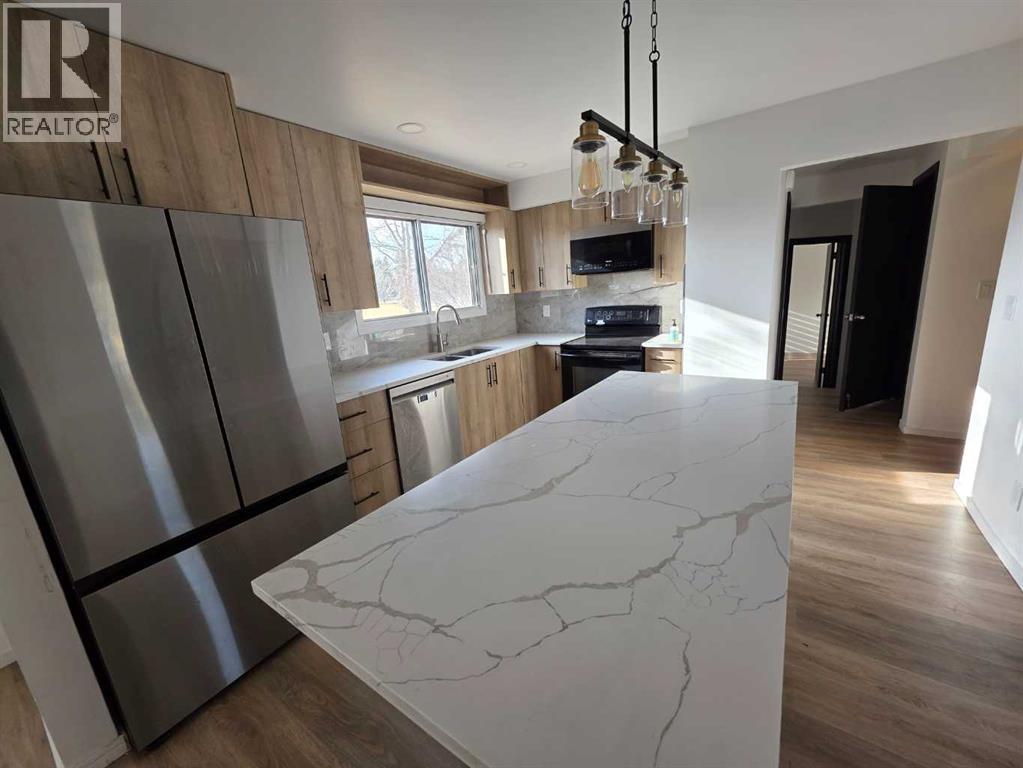 Single Family House for Sale in  Brookpark Crescent SW Braeside Calgary 