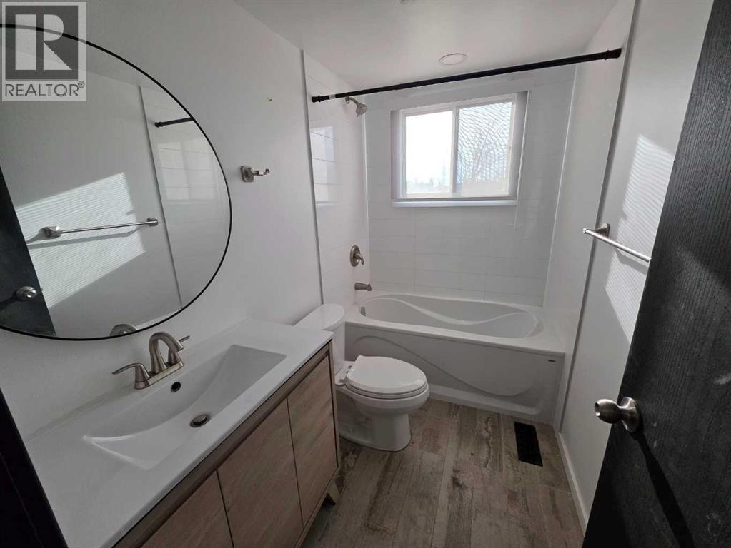 Single Family House for Sale in  Brookpark Crescent SW Braeside Calgary 