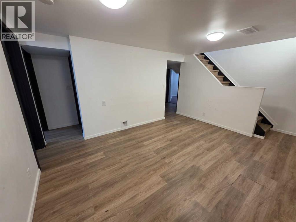 Single Family House for Sale in  Brookpark Crescent SW Braeside Calgary 