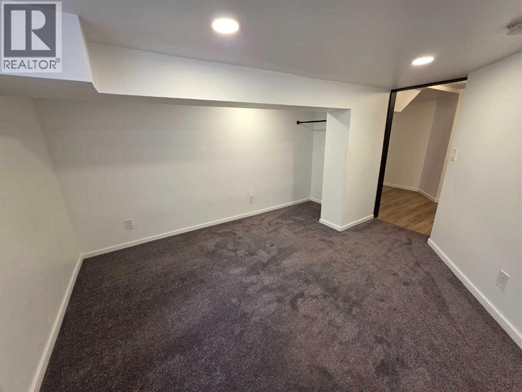 Single Family House for Sale in  Brookpark Crescent SW Braeside Calgary 