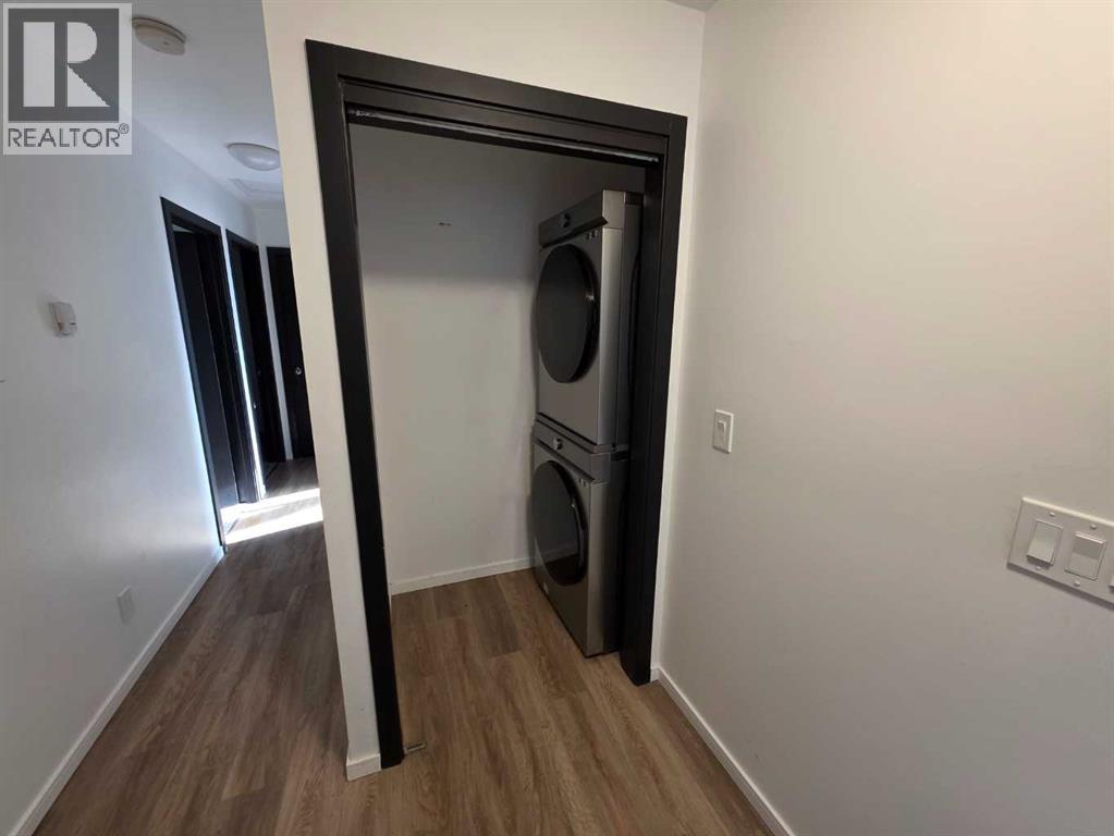 Single Family House for Sale in  Brookpark Crescent SW Braeside Calgary 