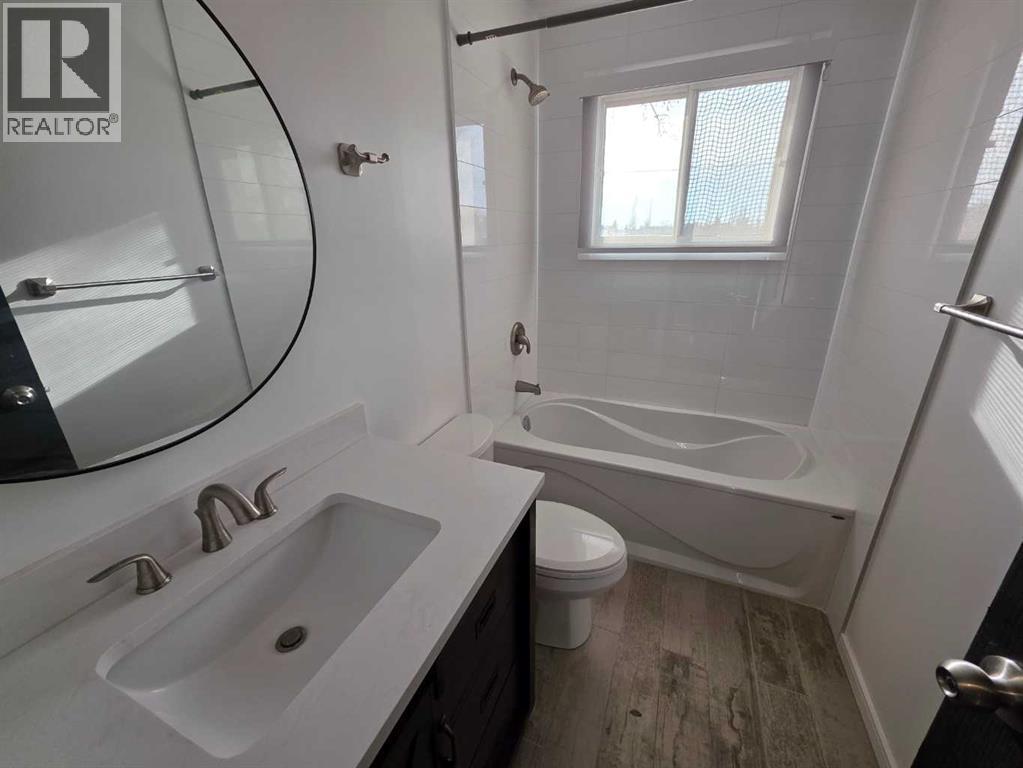 Single Family House for Sale in  Brookpark Crescent SW Braeside Calgary 