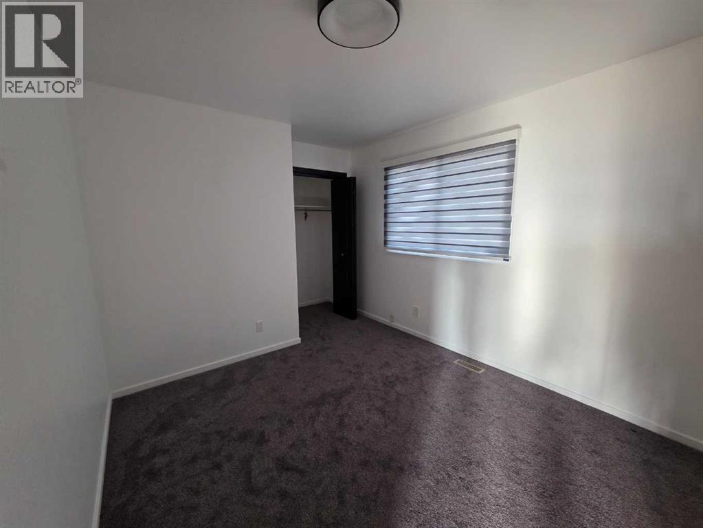 Single Family House for Sale in  Brookpark Crescent SW Braeside Calgary 