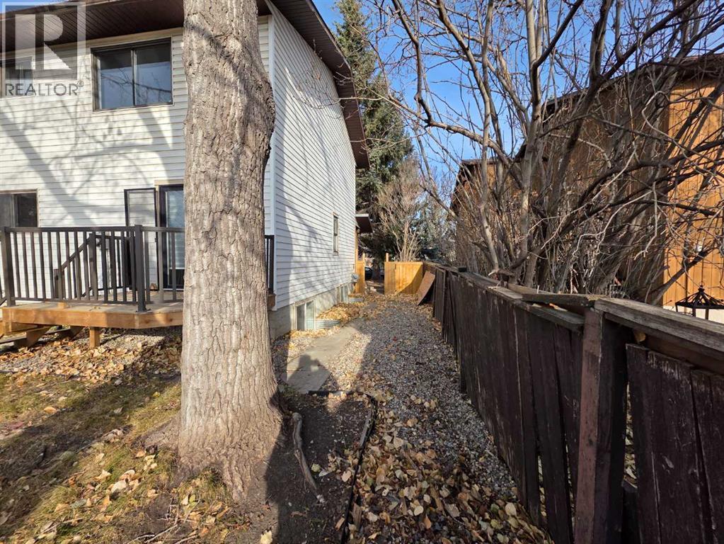 Single Family House for Sale in  Brookpark Crescent SW Braeside Calgary 