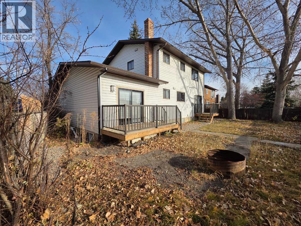 Single Family House for Sale in  Brookpark Crescent SW Braeside Calgary 