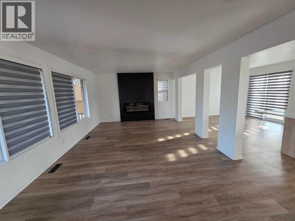 Single Family House for Sale in  Brookpark Crescent SW Braeside Calgary 