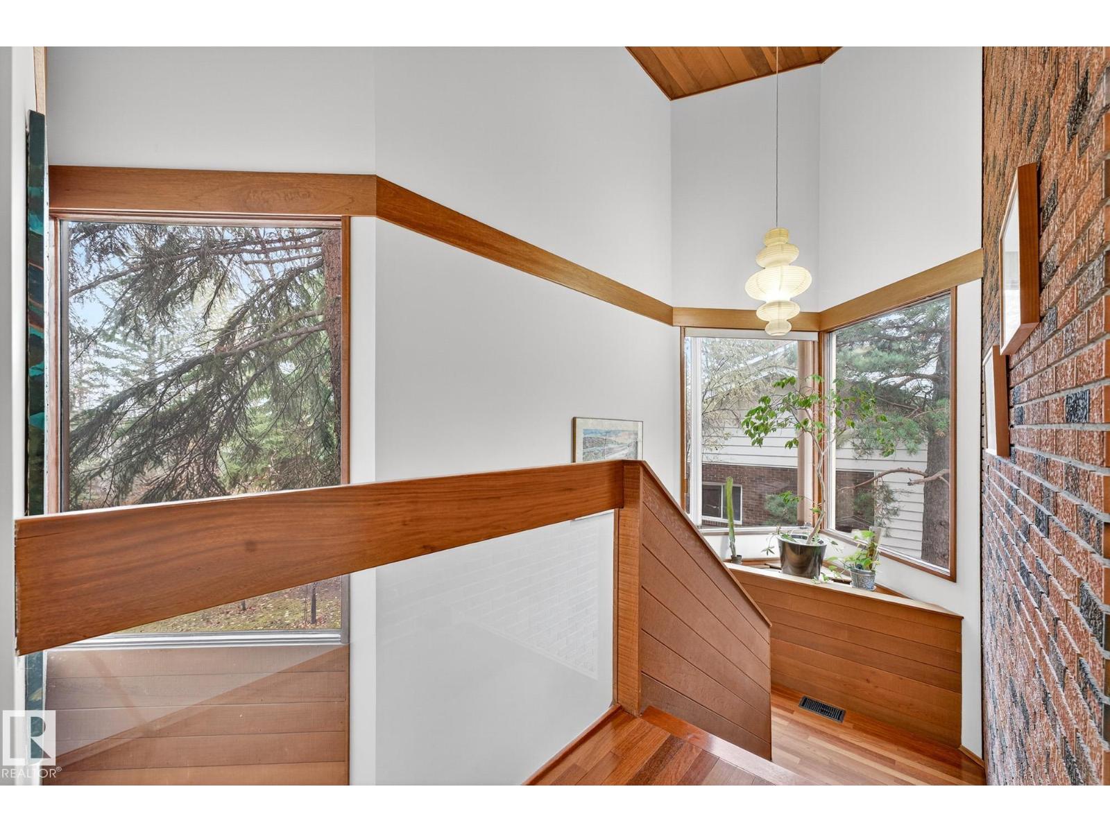 171 BRANDER DR NW, Edmonton