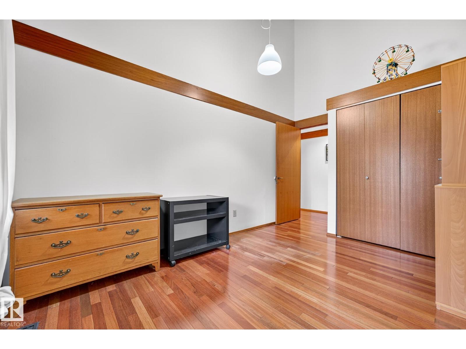 171 BRANDER DR NW, Edmonton