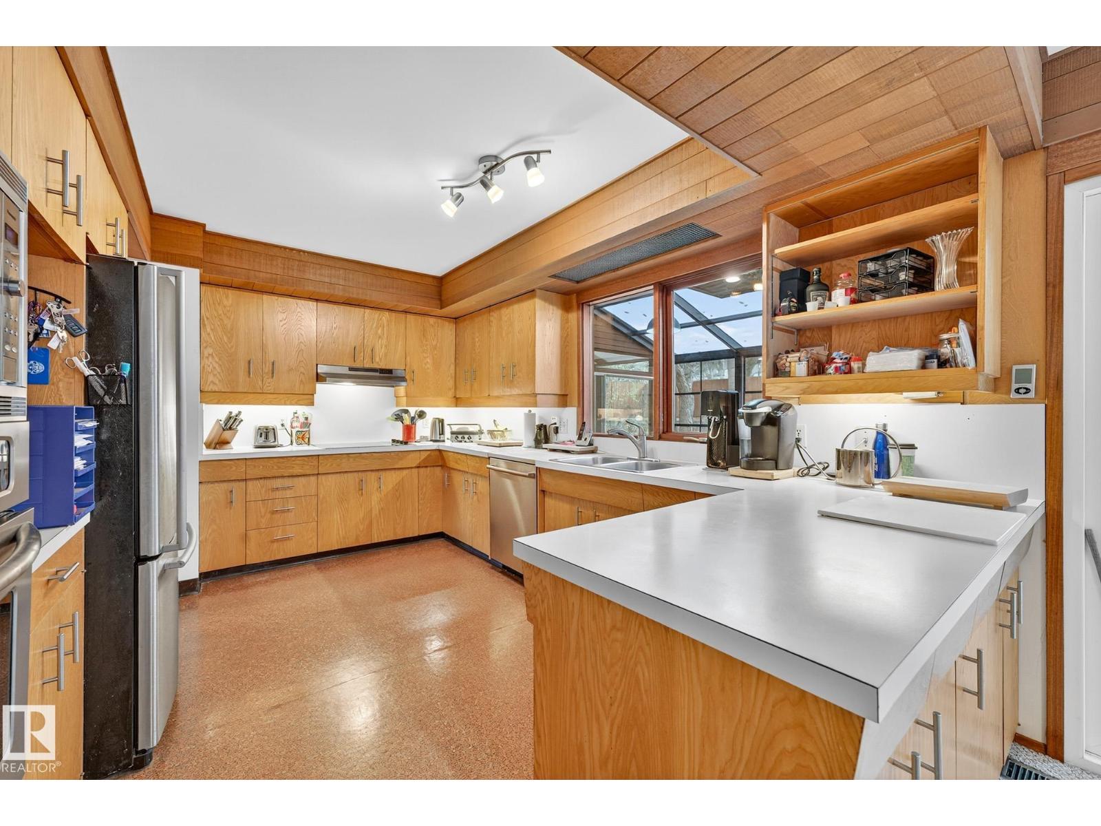 171 BRANDER DR NW, Edmonton