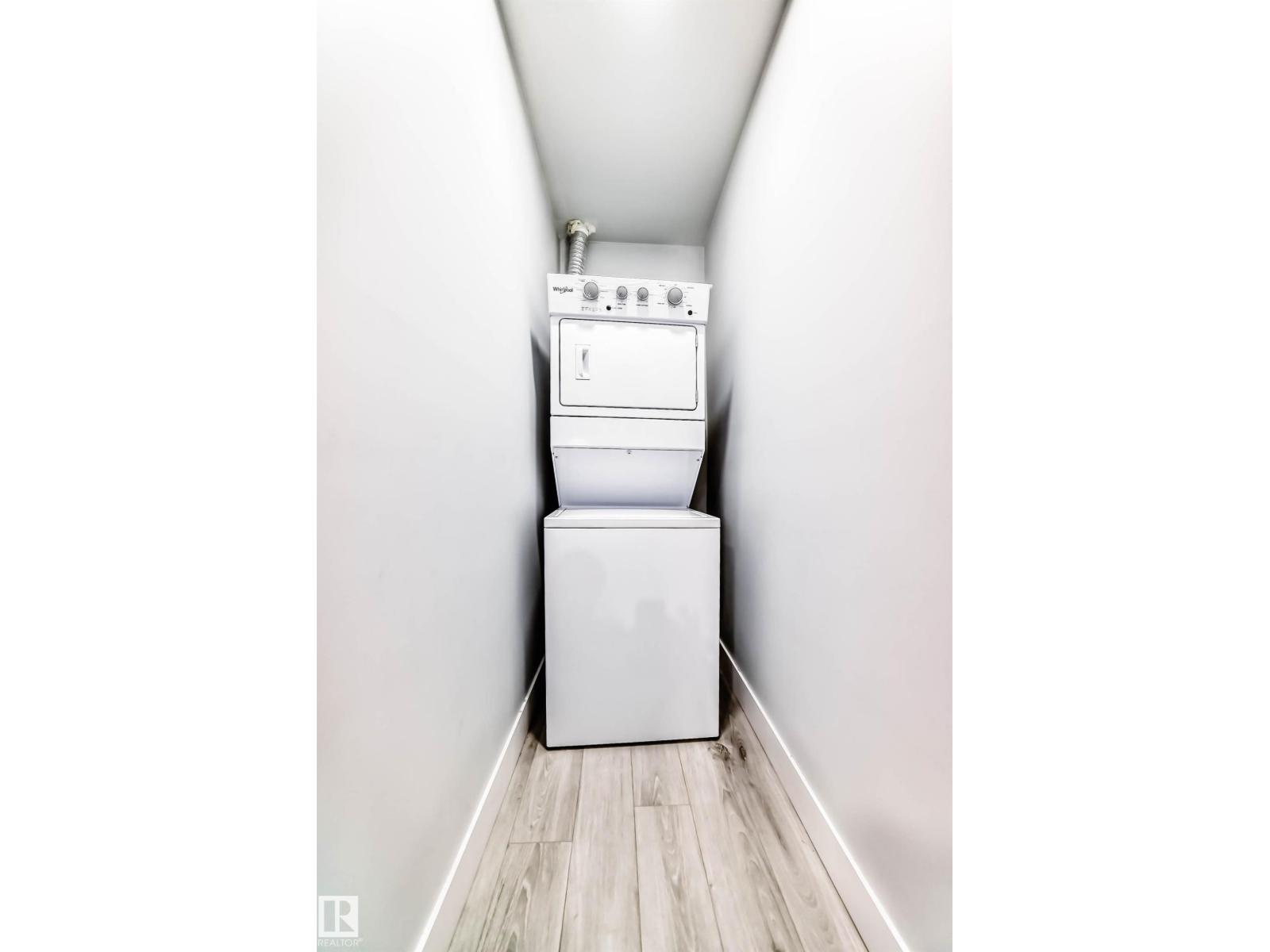 6159 12 AV SW SW, Edmonton