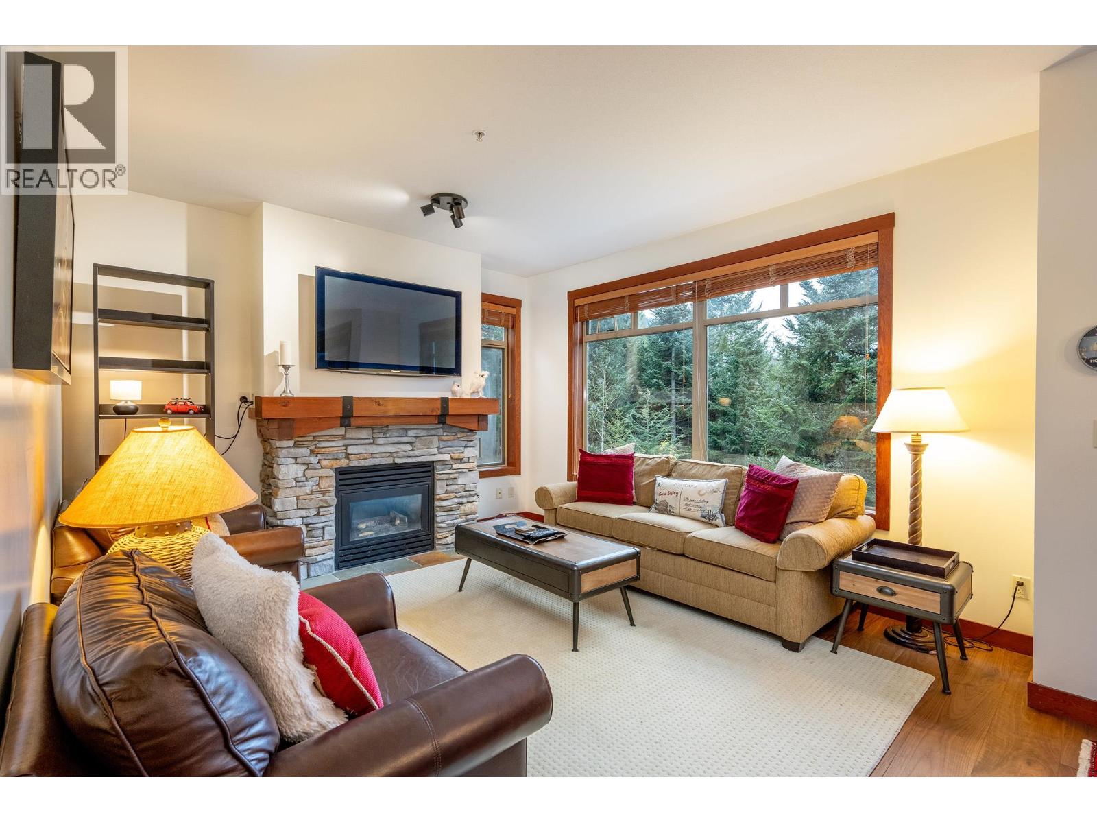 25 2301 TALUSWOOD PLACE, Whistler