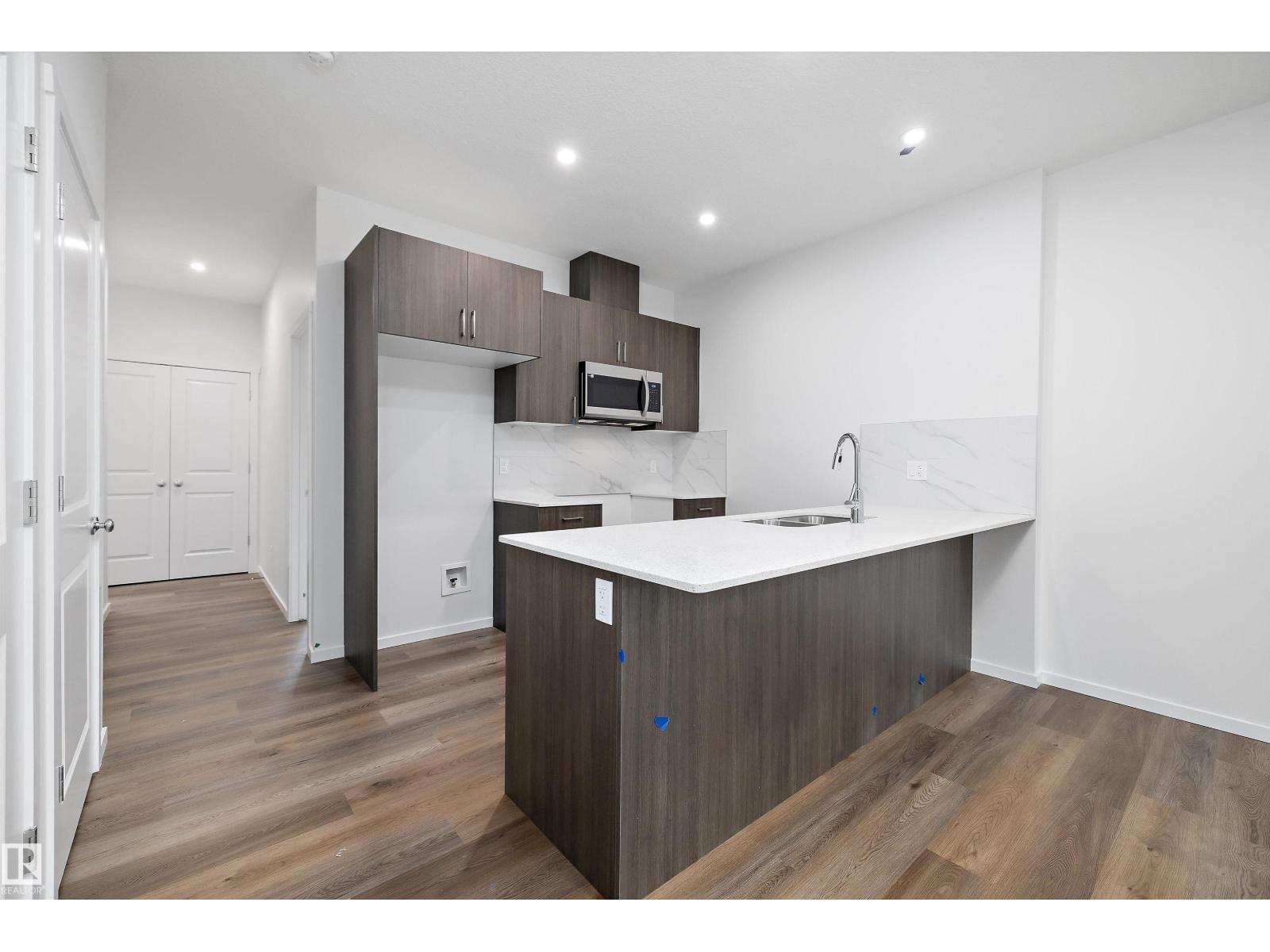 9107 Elves Loop NW, Edmonton