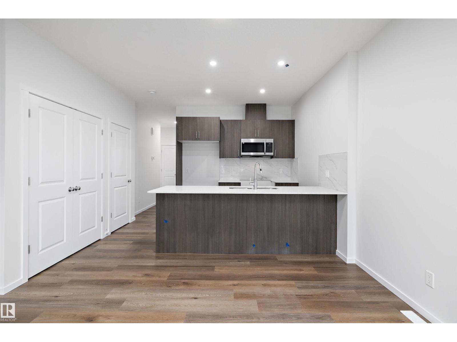 9107 Elves Loop NW, Edmonton