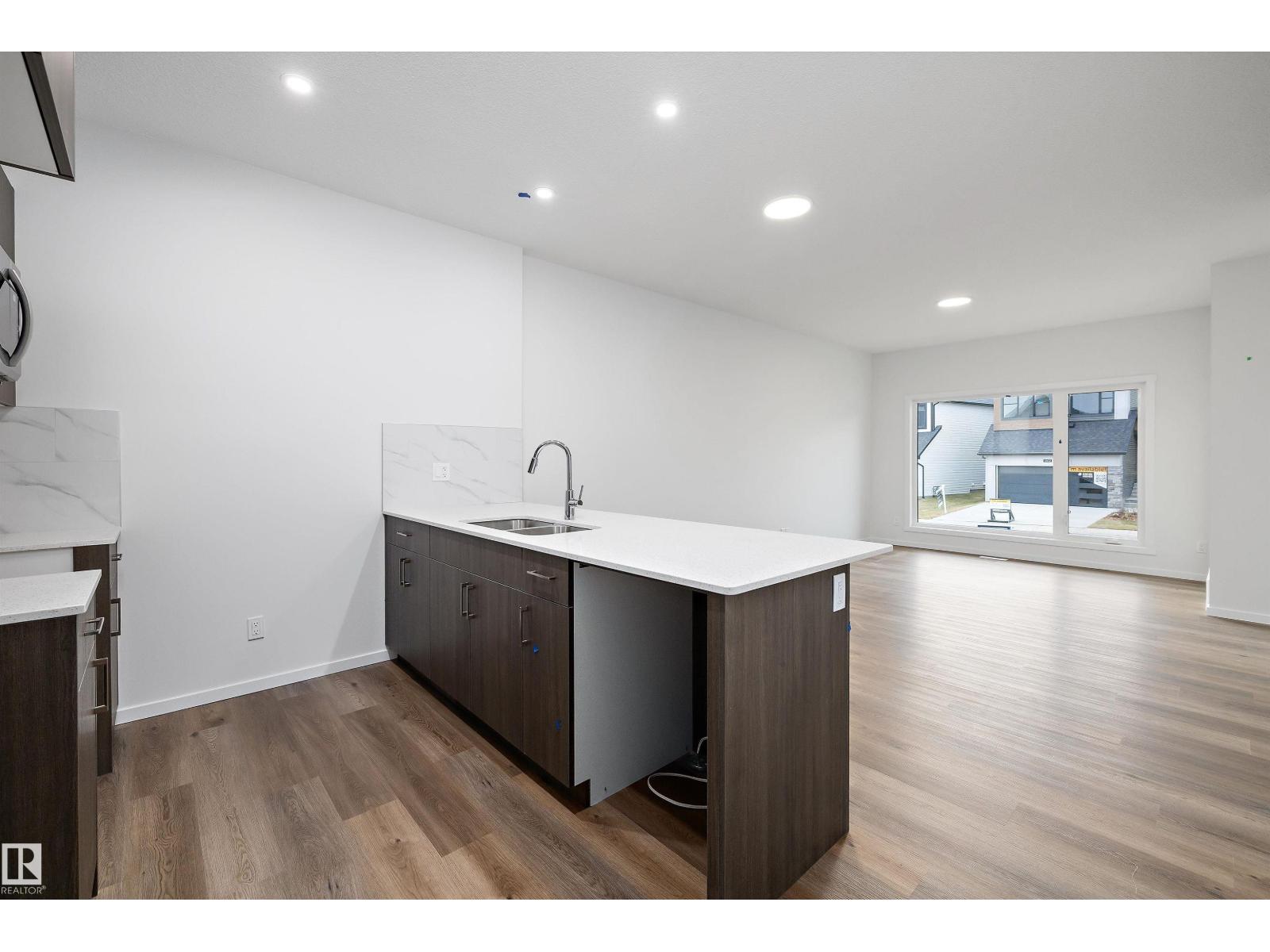 9107 Elves Loop NW, Edmonton