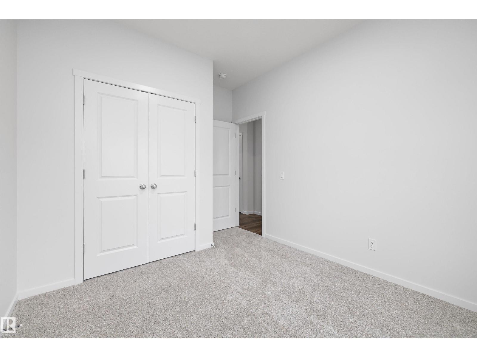 9107 Elves Loop NW, Edmonton