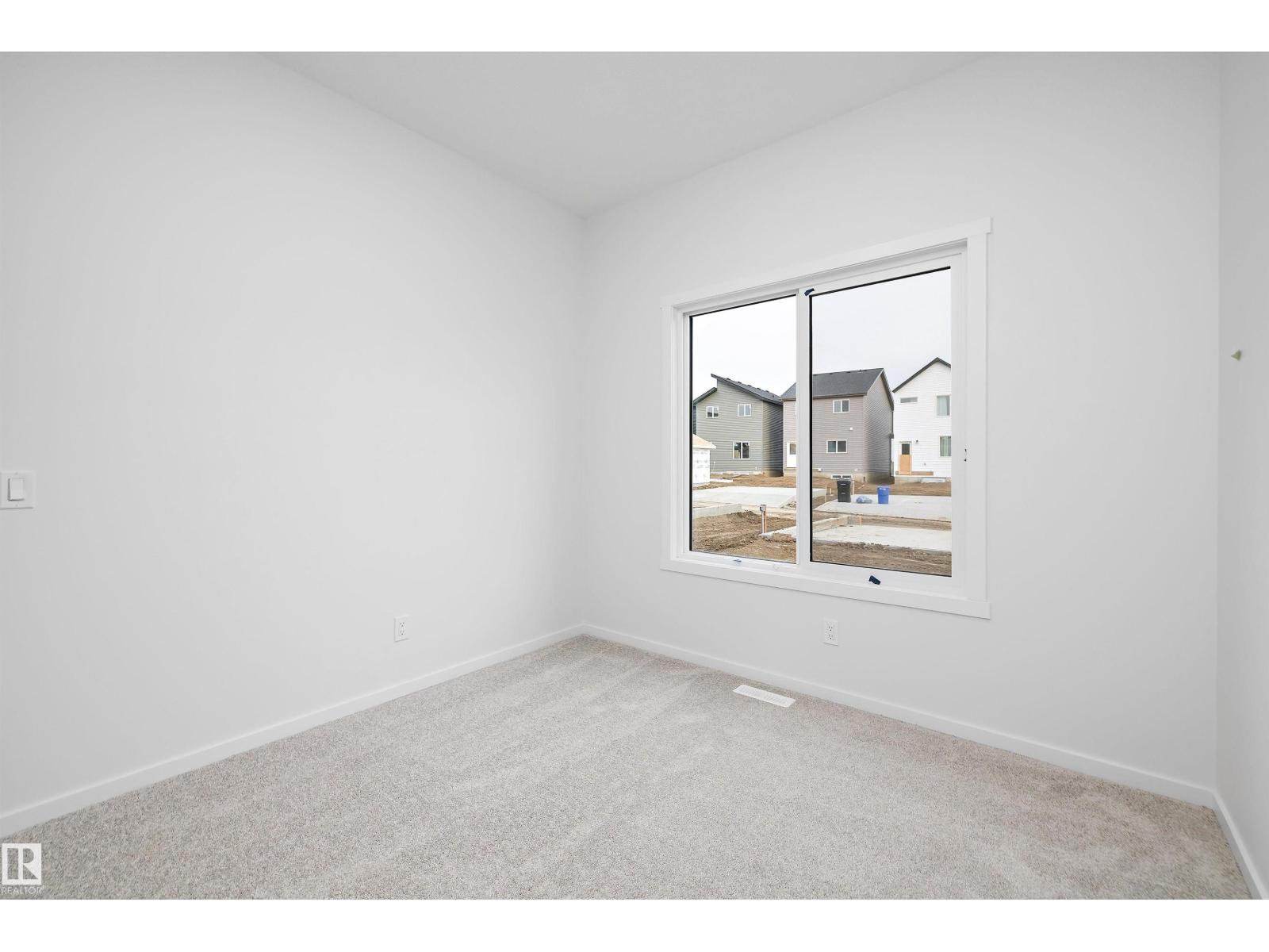 9107 Elves Loop NW, Edmonton