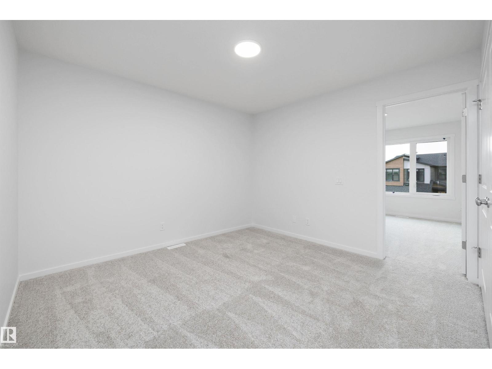 9107 Elves Loop NW, Edmonton