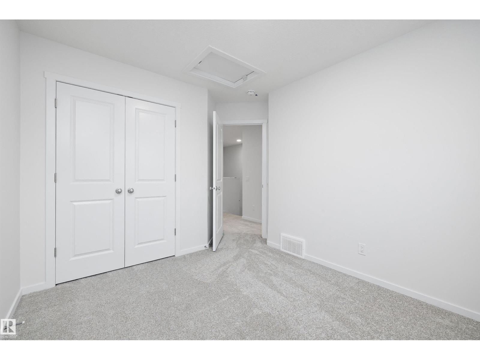 9107 Elves Loop NW, Edmonton