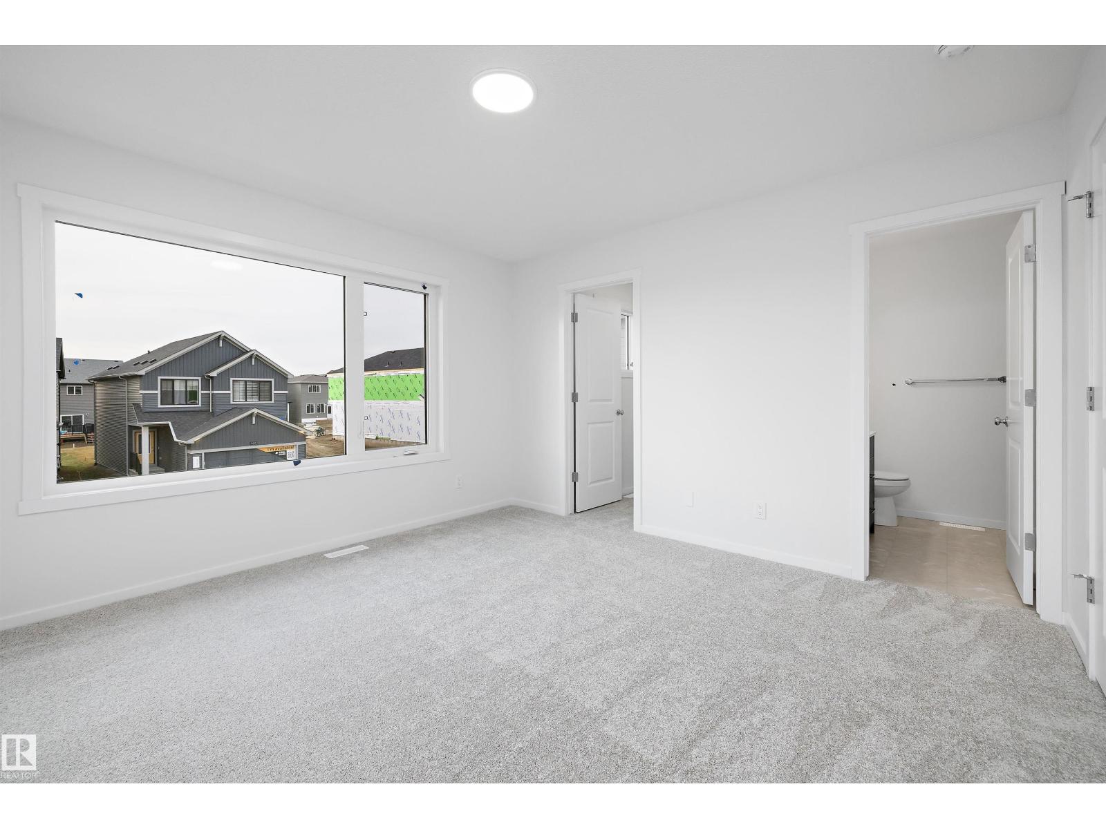 9107 Elves Loop NW, Edmonton