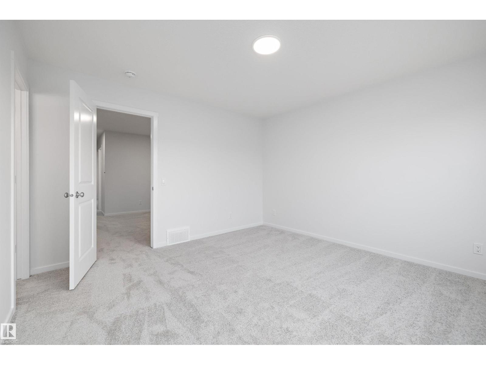 9107 Elves Loop NW, Edmonton