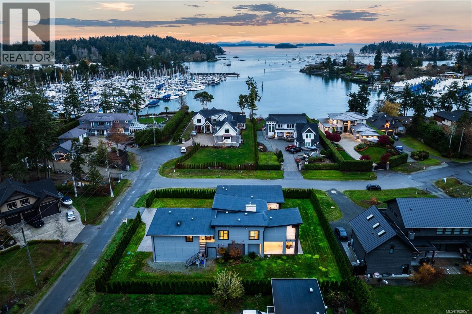 1857 McMicken Rd, North Saanich