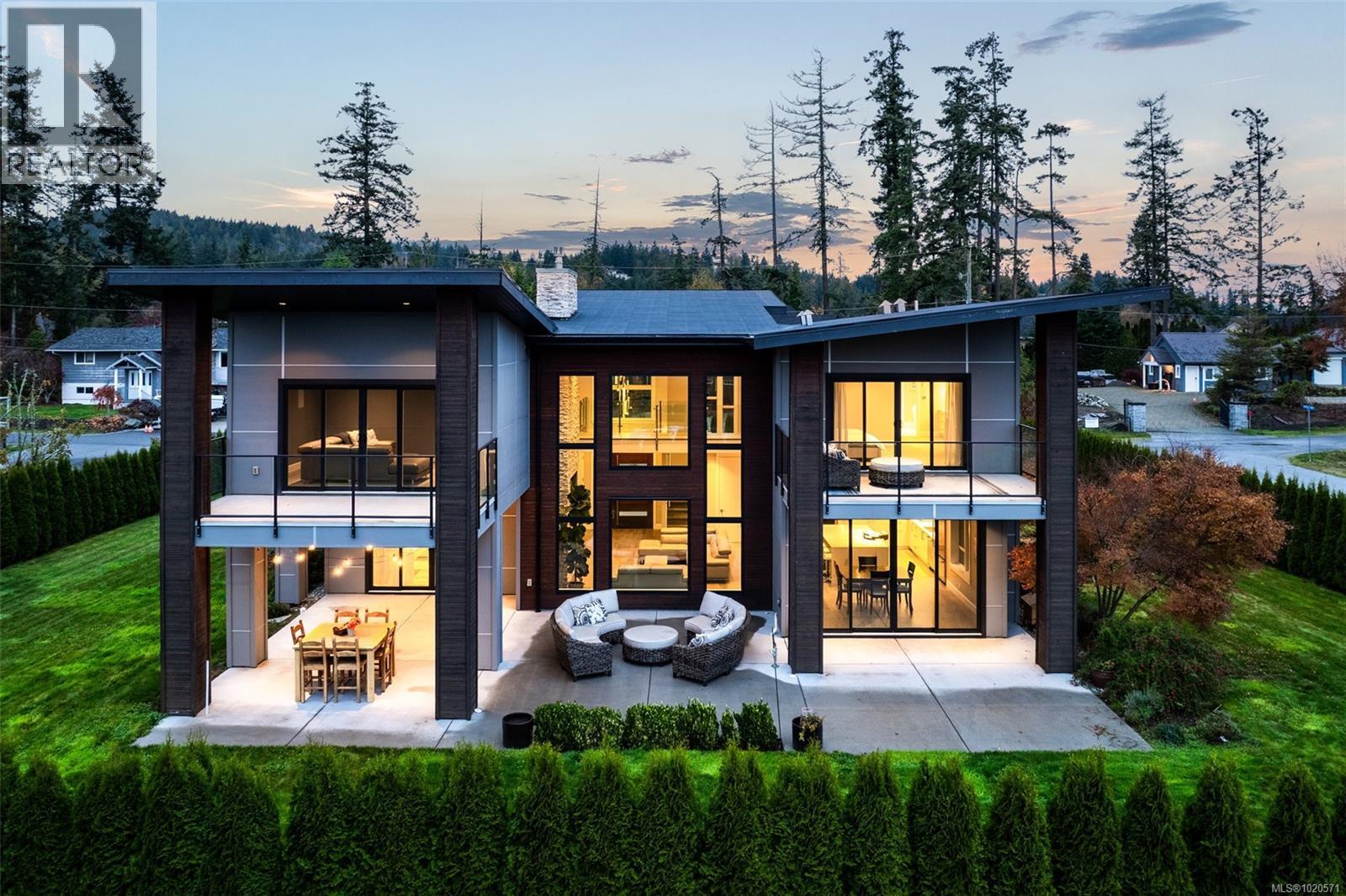 1857 McMicken Rd, North Saanich