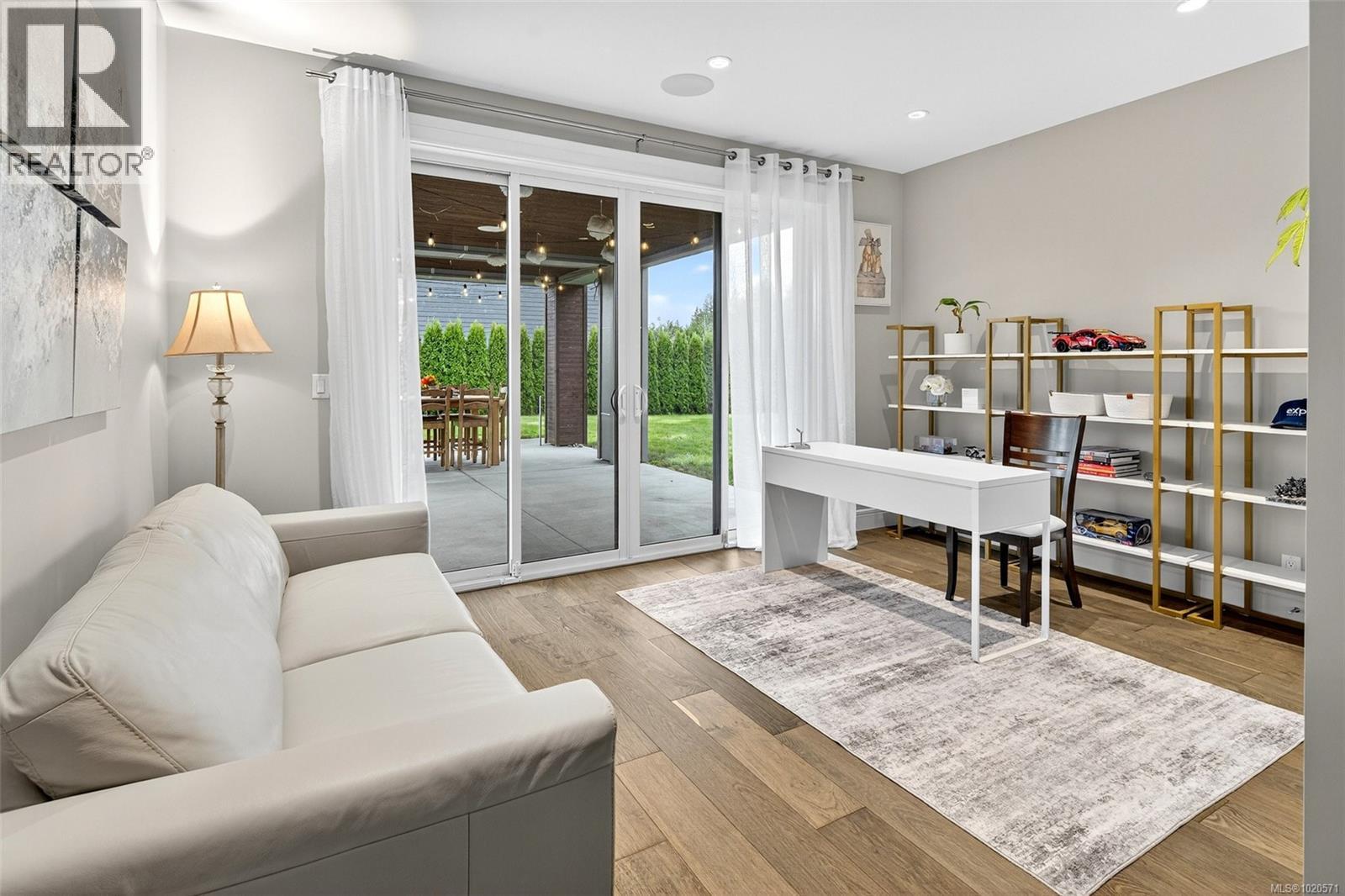 1857 McMicken Rd, North Saanich