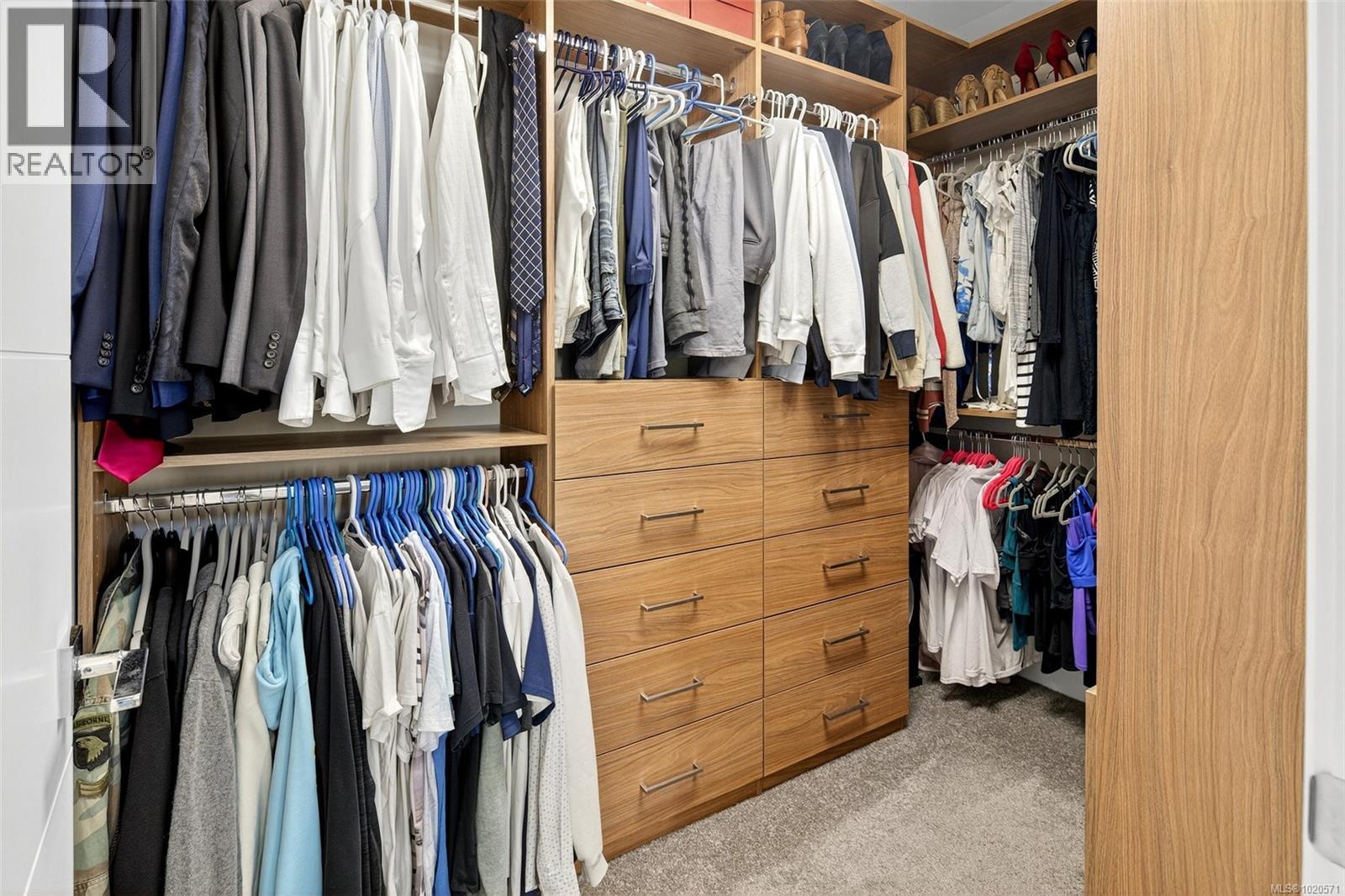 1857 McMicken Rd, North Saanich