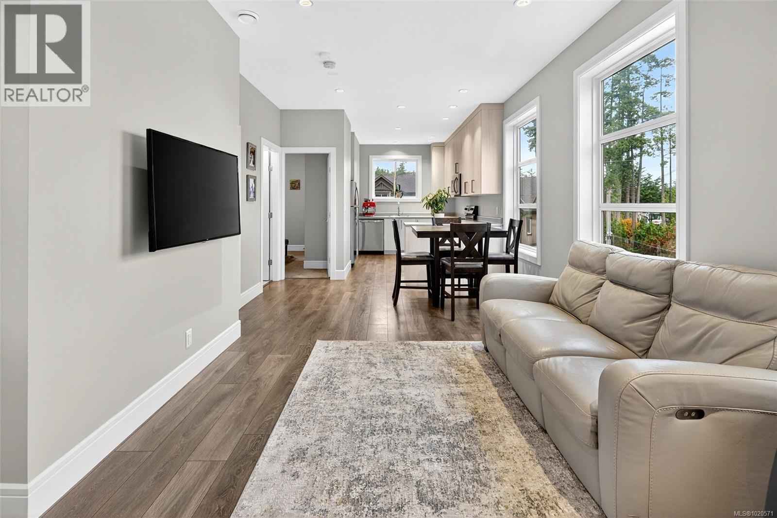 1857 McMicken Rd, North Saanich