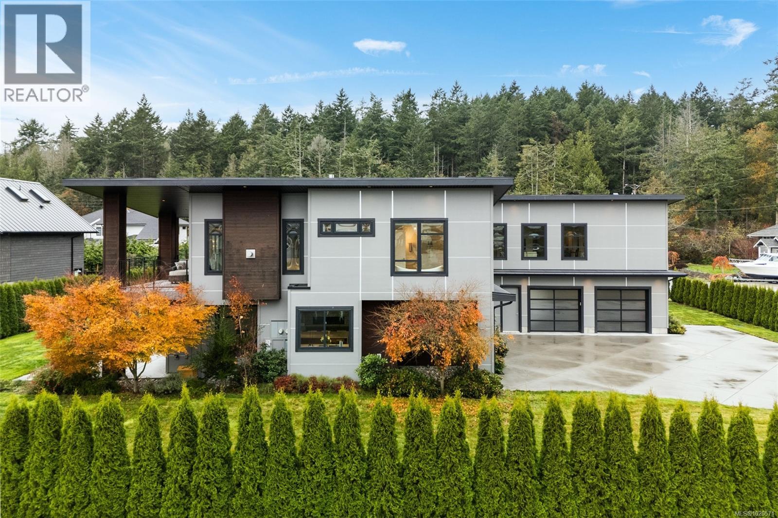 1857 McMicken Rd, North Saanich