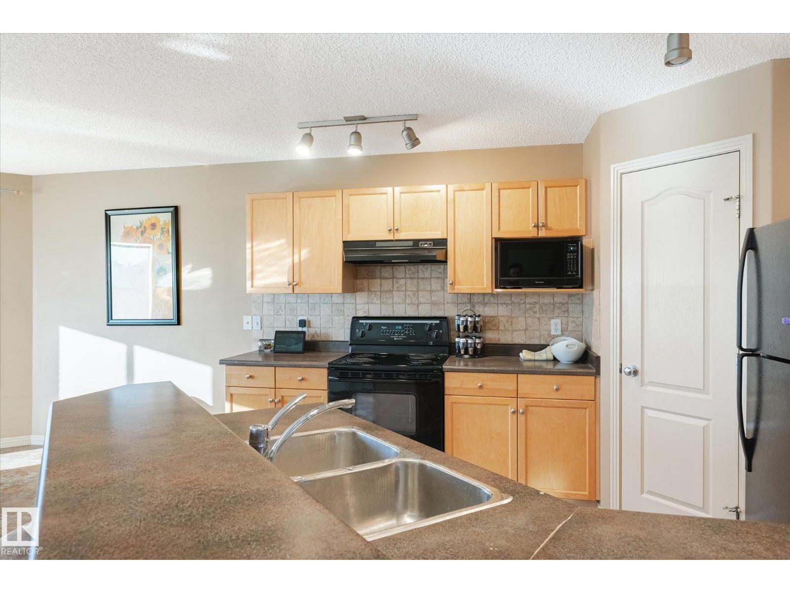 1969 GARNETT WY NW, Edmonton