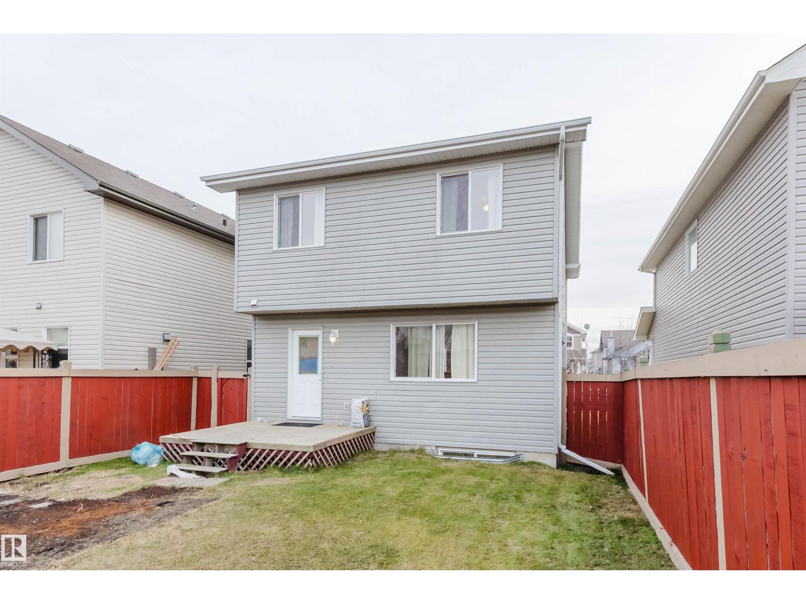 1124 37A AV NW, Edmonton